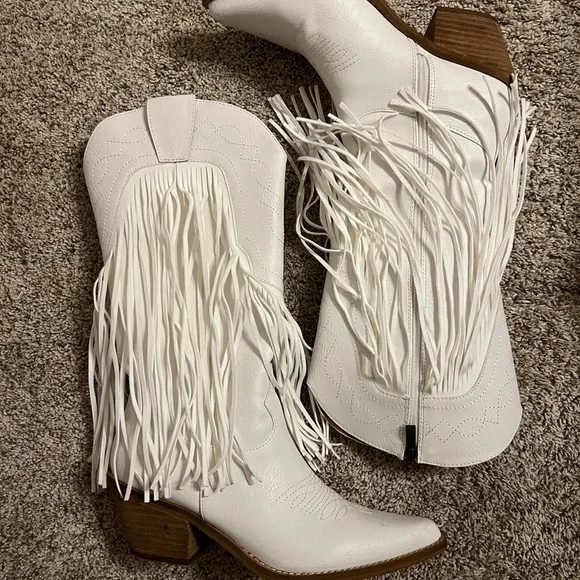 BEAST FASHION White Fringe Heeled Boots